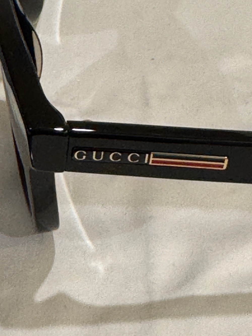 Gucci Glossy Black Sunglasses - New! Never worn! - Picture 6 of 10